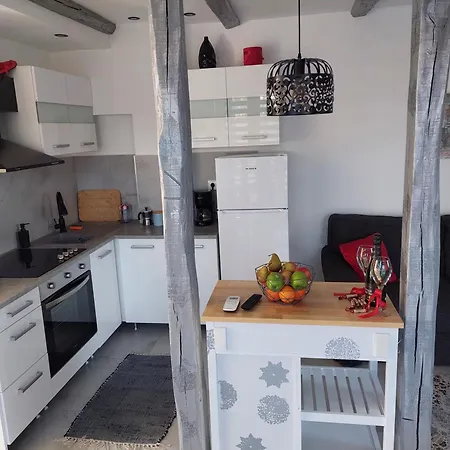 Apartment Silver Gold Anka